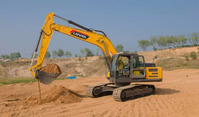 智領(lǐng)新程，筑就未來 雷沃以智能施工技術(shù)重塑工程機(jī)械新生態(tài)